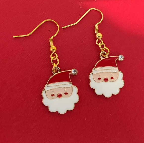 Beautiful Christmas Earrings dangle - Picture 7 of 9